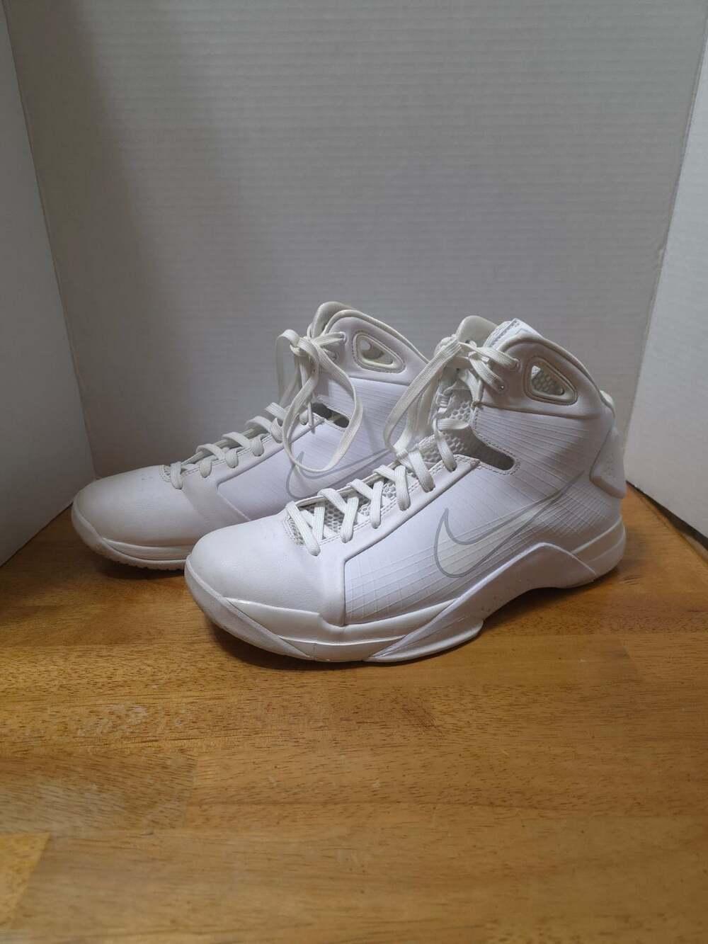 Nike Hyperdunk '08 Triple White Basketball Shoes